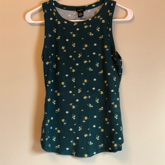 Shirt - Picture 1 of 1